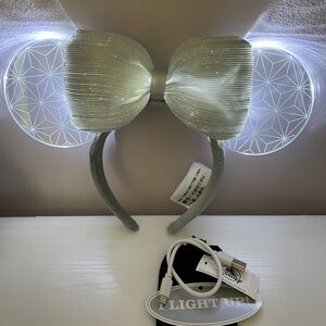 Disney- Epcot Spaceship Earth Light Up mouse ears. Worn 2x